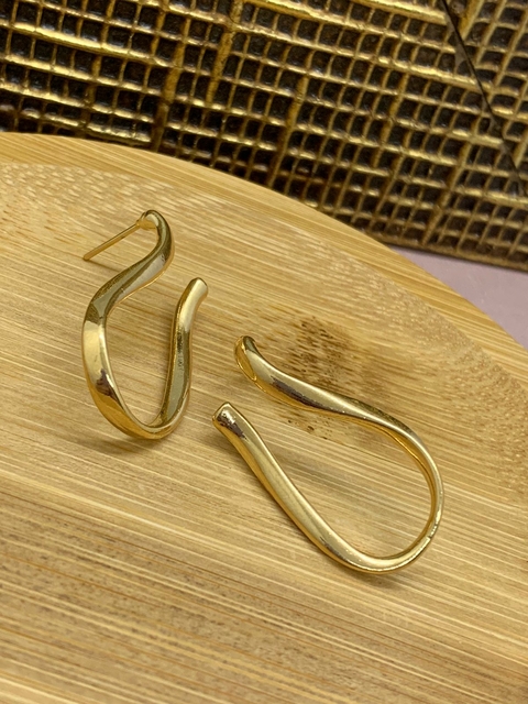 BRINCO CISNEI OURO 18K 301