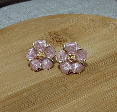 BRINCO MARIA ROSA OURO 18K 303