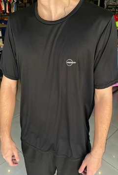 Camiseta DryFit Selene Preta