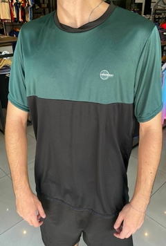 Camiseta DryFit Selene Verde e Preta