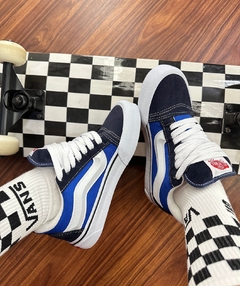 Vans knu preto/azul na internet