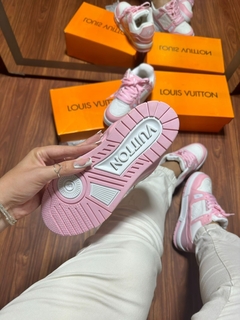 Louis Vuitton Trainer na internet