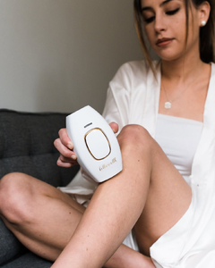 Máquina de depilação a laser de IPL para remoção dos pelos. Indolor, para rosto feminino e corpo