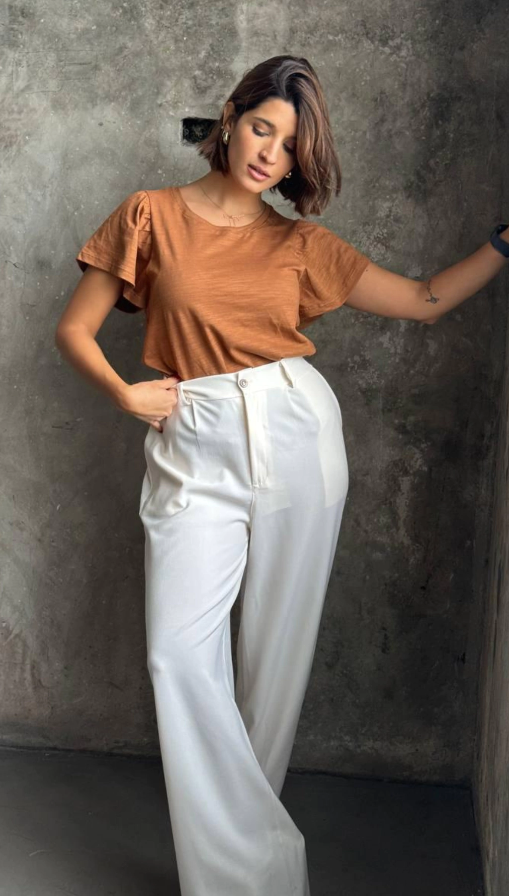 REMERA NAOMI