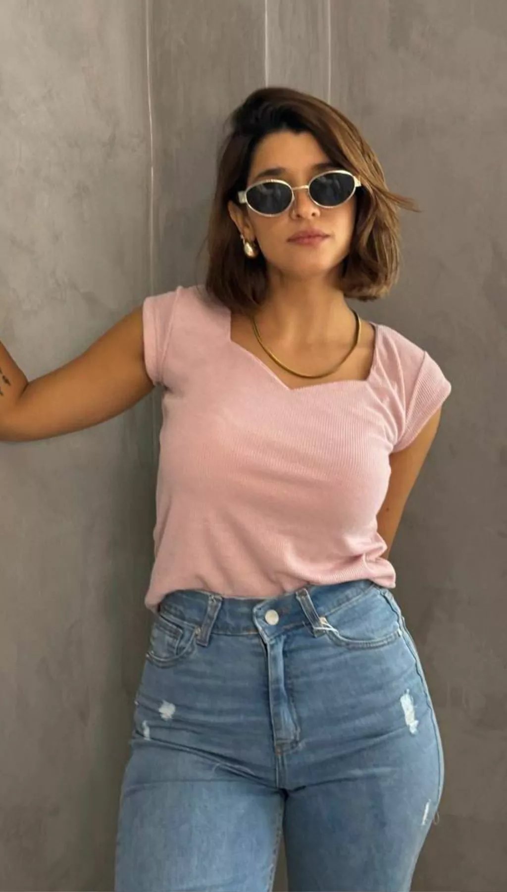 REMERA MAGDA
