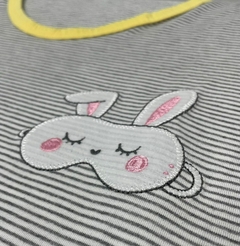 PIJAMA BOCEJINHO ADULTO MASCARAS na internet