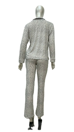 Pijama Americano Dálmata Tecido Leve e Confortável - comprar online