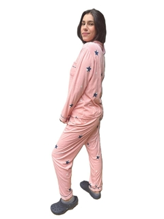 PIJAMA AMERICANO ESTRELAS PLUSH TECIDO QUENTINHO E LEVINHO - comprar online