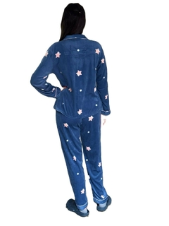 PIJAMA AMERICANO ESTRELAS PLUSH TECIDO QUENTINHO E LEVINHO - DREAM NIGTH X PIJAMAS LTDA