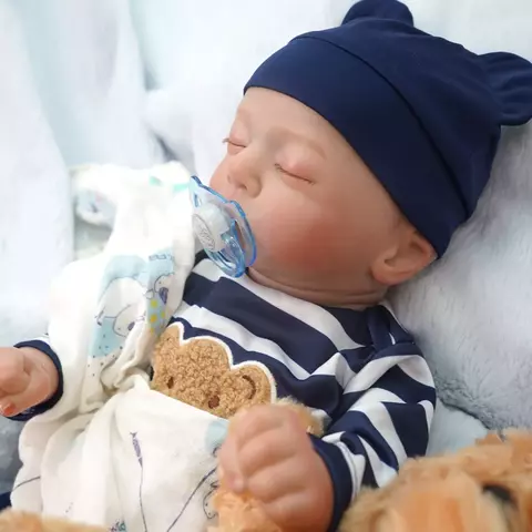 Boneco Bebê Reborn Menino Realista Pintado 48cm Silicone|Frete Grátis - comprar online