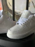NIKE AIR FORCE na internet