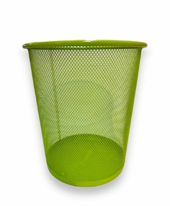 Cestos de basura enrejados
