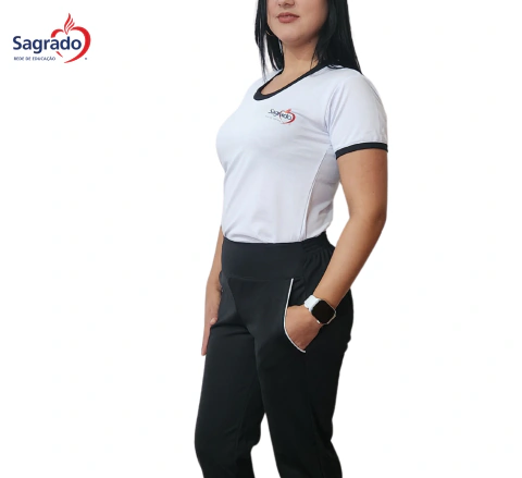 RS417 Blusa básica feminina em piquê branco e gola redonda