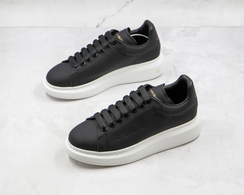 Alexander McQueen Black White