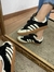 Adidas Samba na internet