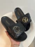 Chinelo LV