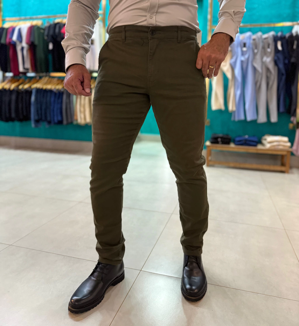 CALÇA CHINO MUSGO