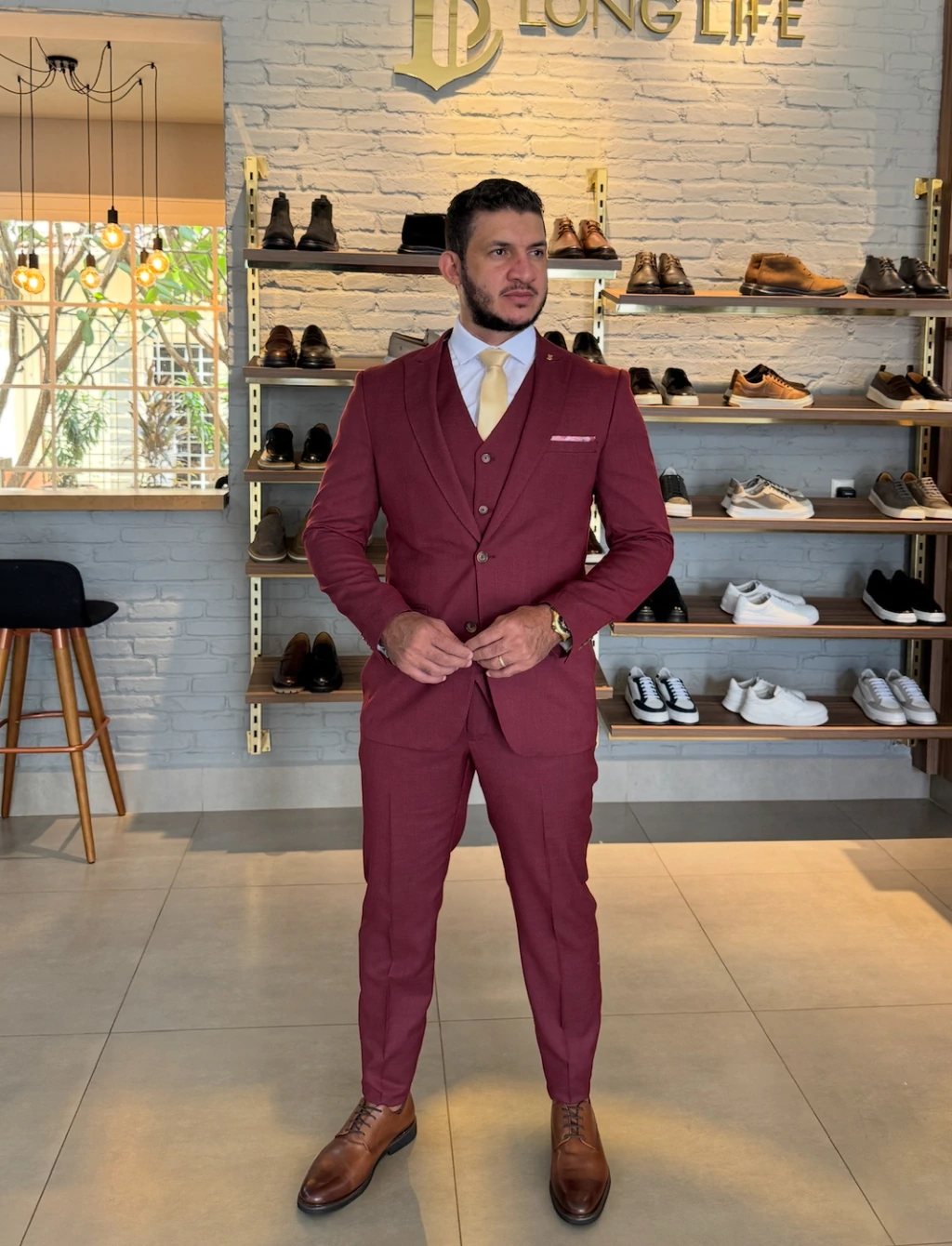 TRAJE CERIMONIAL MARSALA LONG LIFE