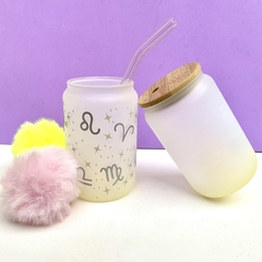 COPO PERSONALIZADO DE VIDRO FOSCO E COLORIDO - 400ML - ZODÍACO - Charme Criativo Personalizados