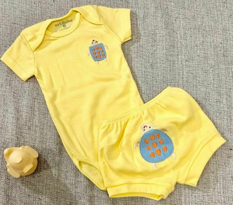 Conjunto estilinho body e tapa fralda