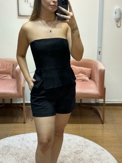 TOP TOMARA QUE CAIA LUNA PRETO