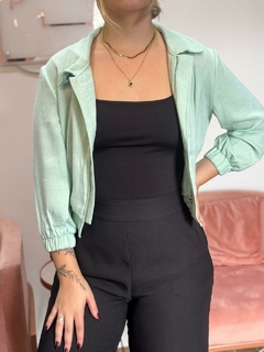 JAQUETA BOMBER VERDE CLARO