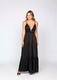 VESTIDO LONGO COM DECOTE ARIEL na internet