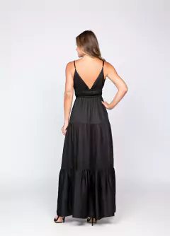 VESTIDO LONGO COM DECOTE ARIEL - comprar online