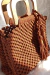 LOREN - Bolsa com Alça em Madeira- Em Macramê - BOHO CHIC - comprar online