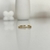 Anillo delgado con zirconias