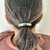 Accesorio para cabello plateado