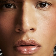 Fenty Beauty - Gloss Bomb Universal Lip Luminizer - tienda online