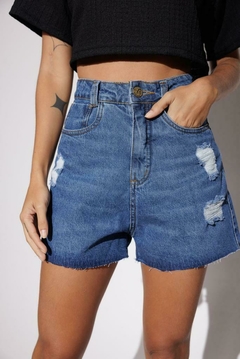 Short Livia