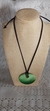 Choker medallón de nacar tonos verdes