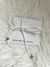 Collar pilar en blanco