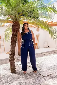 CONJUNTO BICOLOR DE REGATA E PANTALONA COM DETALHES - comprar online