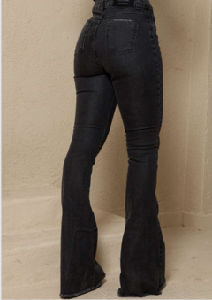 Calça Flare - comprar online