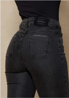 Calça Flare na internet