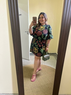 Vestido Camila Estampado na internet