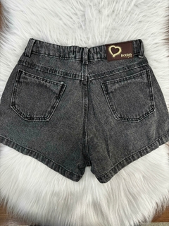 Shorts jeans mescla na internet