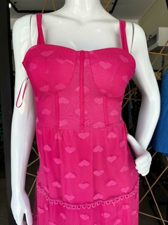 Vestido coração na internet