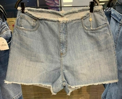 SHORTS JEANS IZZAT na internet