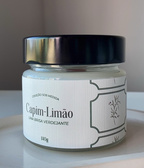 Vela Aromática de Capim Limão - Uma Brisa Verdejante!