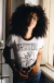 camiseta feminina ringer cor branco punhos e gola preto estampa led zeppelin