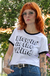 camiseta feminina ringer blowin in the wind bob dylan