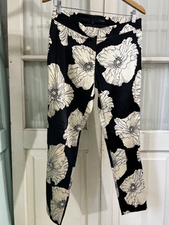 PANTALON CHINO DESIDERATA FLORES - comprar online