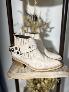 Bota SARKANY 36 - comprar online