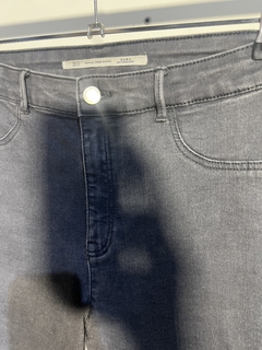 JEAN ZARA GRIS 32 - Americanisima Feria