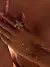 CELIA HAND CHAIN en internet