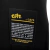 Etiqueta da camisa Santista CBJR 24/25 Torcedor Umbro Masculina, destacando a mensagem sobre Charão e Charlie Brown Jr.